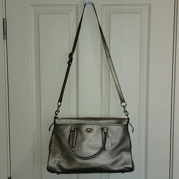 Coach Bag - Picture 1 of 11